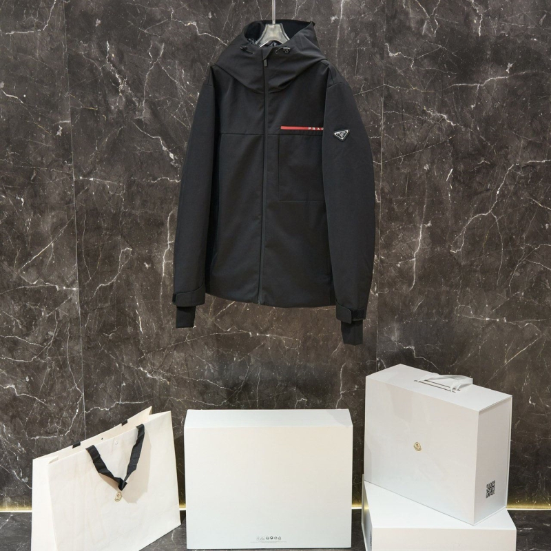 Pra*a down coat